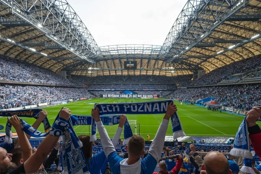 Lech Poznań kibice stadion
