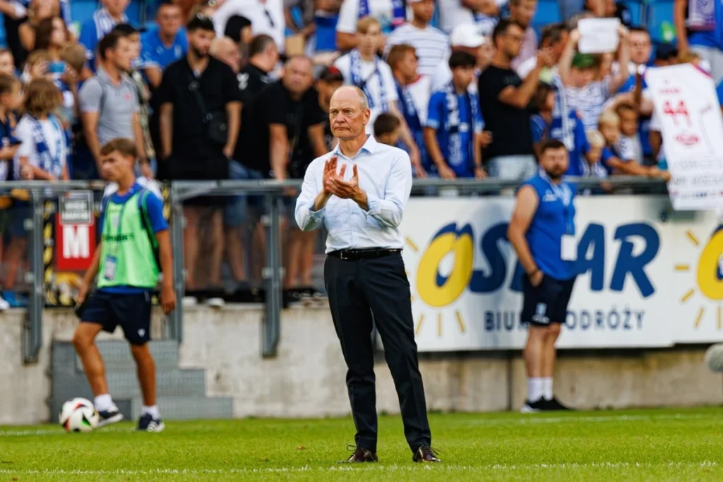 Lech Poznań – Arka Gdynia typy, analiza meczu i kursy bukmacherskie (08.05.2026) Lech Poznań - Niels Frederiksen 1