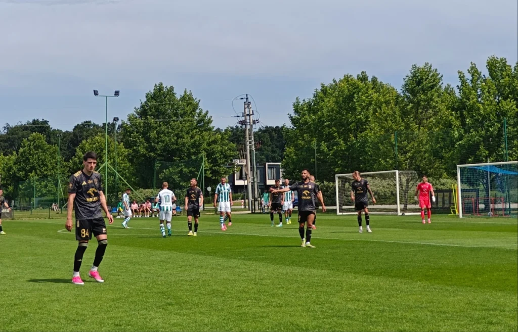 Wisła Płock – Lech Poznań analiza przedmeczowa, typy i kursy (16.08.2026) Wisła Płock - piłkarze 6